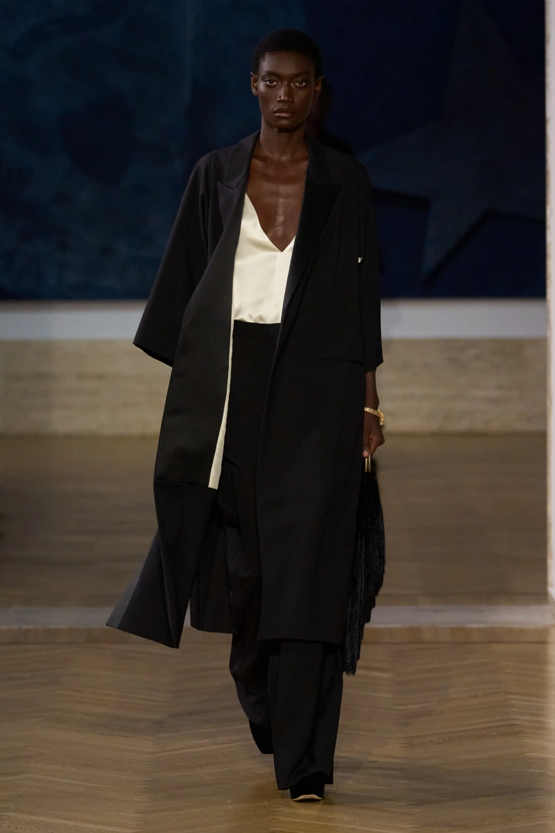 00018-fendi-fall-2026-couture-credit-gorunway.webp