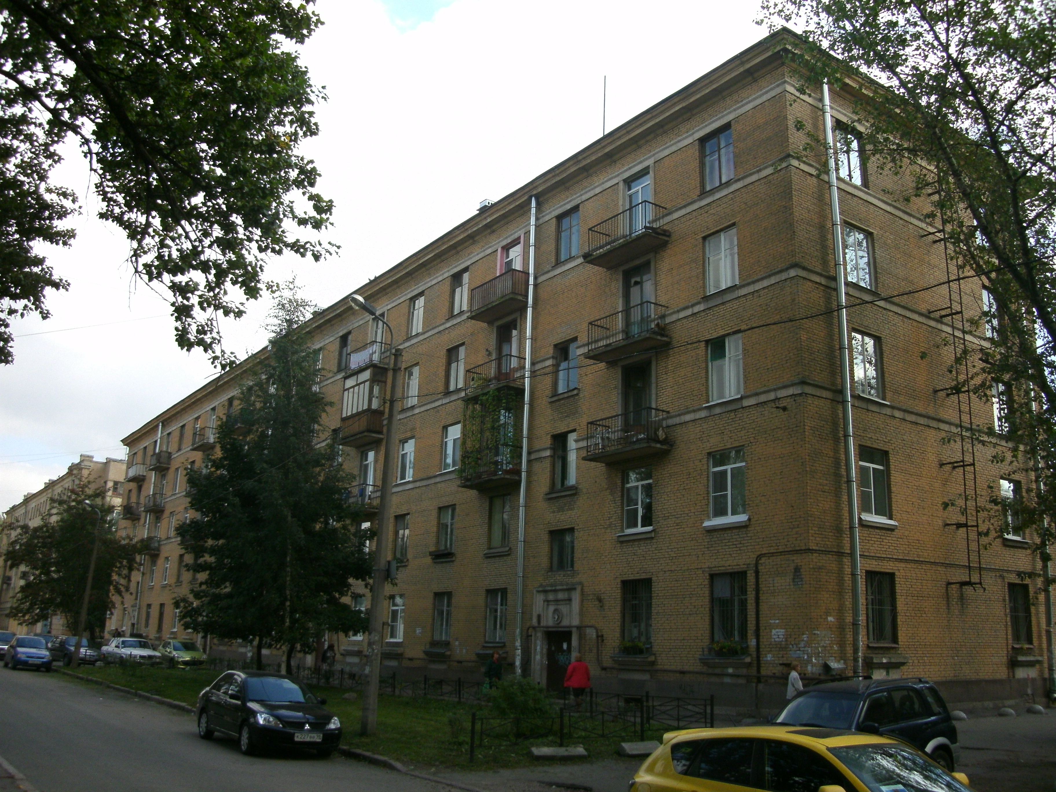 Ольминского 12.JPG