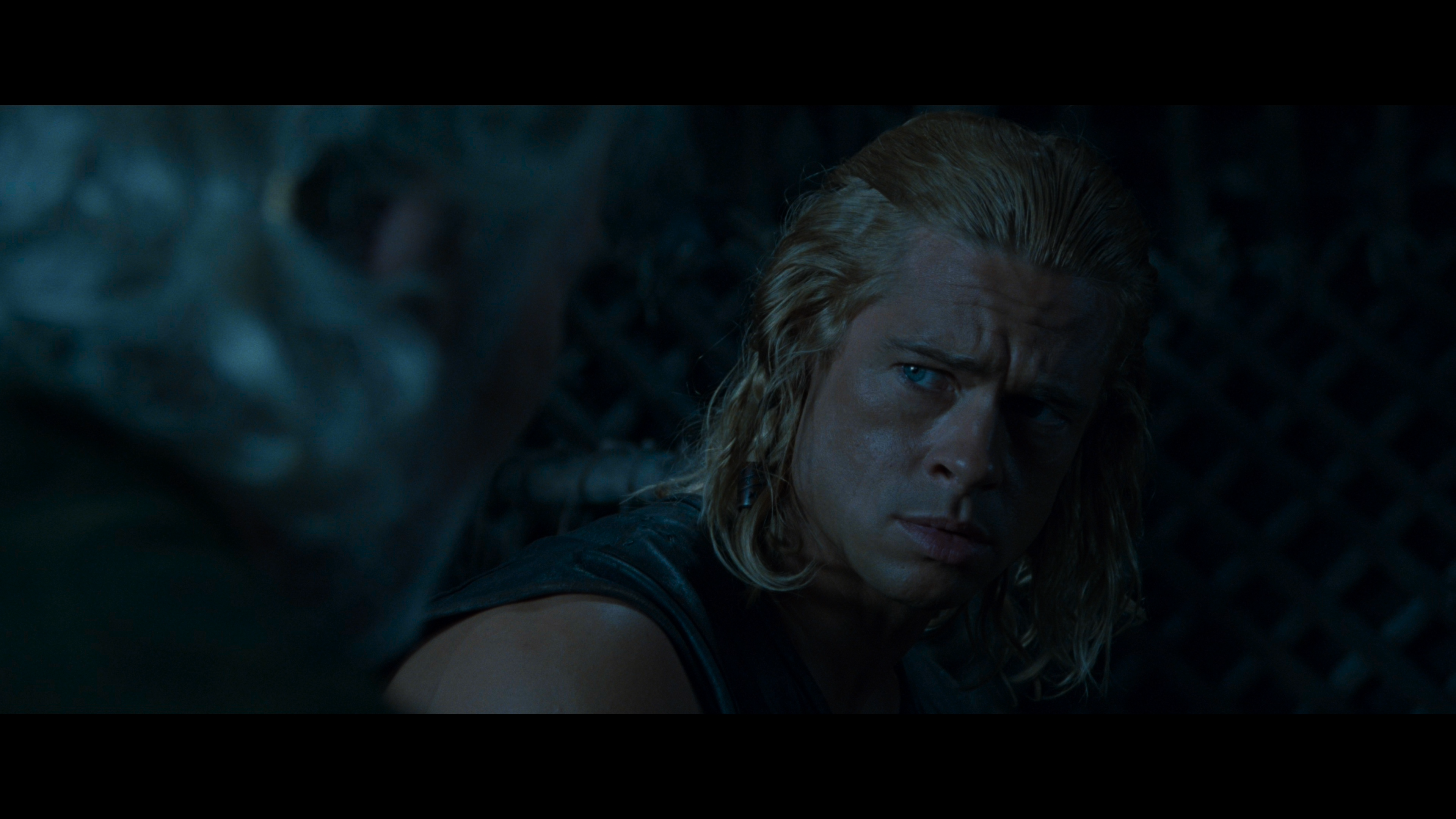 Troy.2004.BDRemux.2160p.Theatrical.Cut.NNMClub.mkv_snapshot_02.07.46.200.png