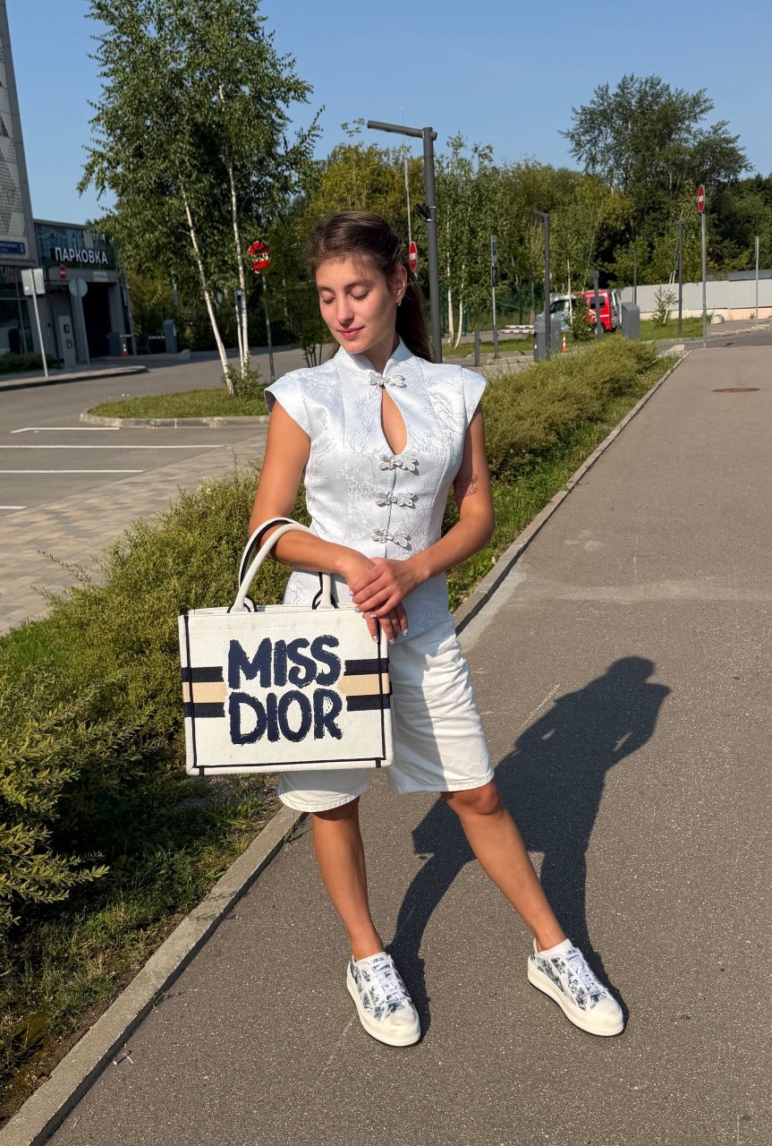 https://i1.imageban.ru/out/2026/08/02/b4c13c0e03100e1e0a5e2625bebff2bb.jpg