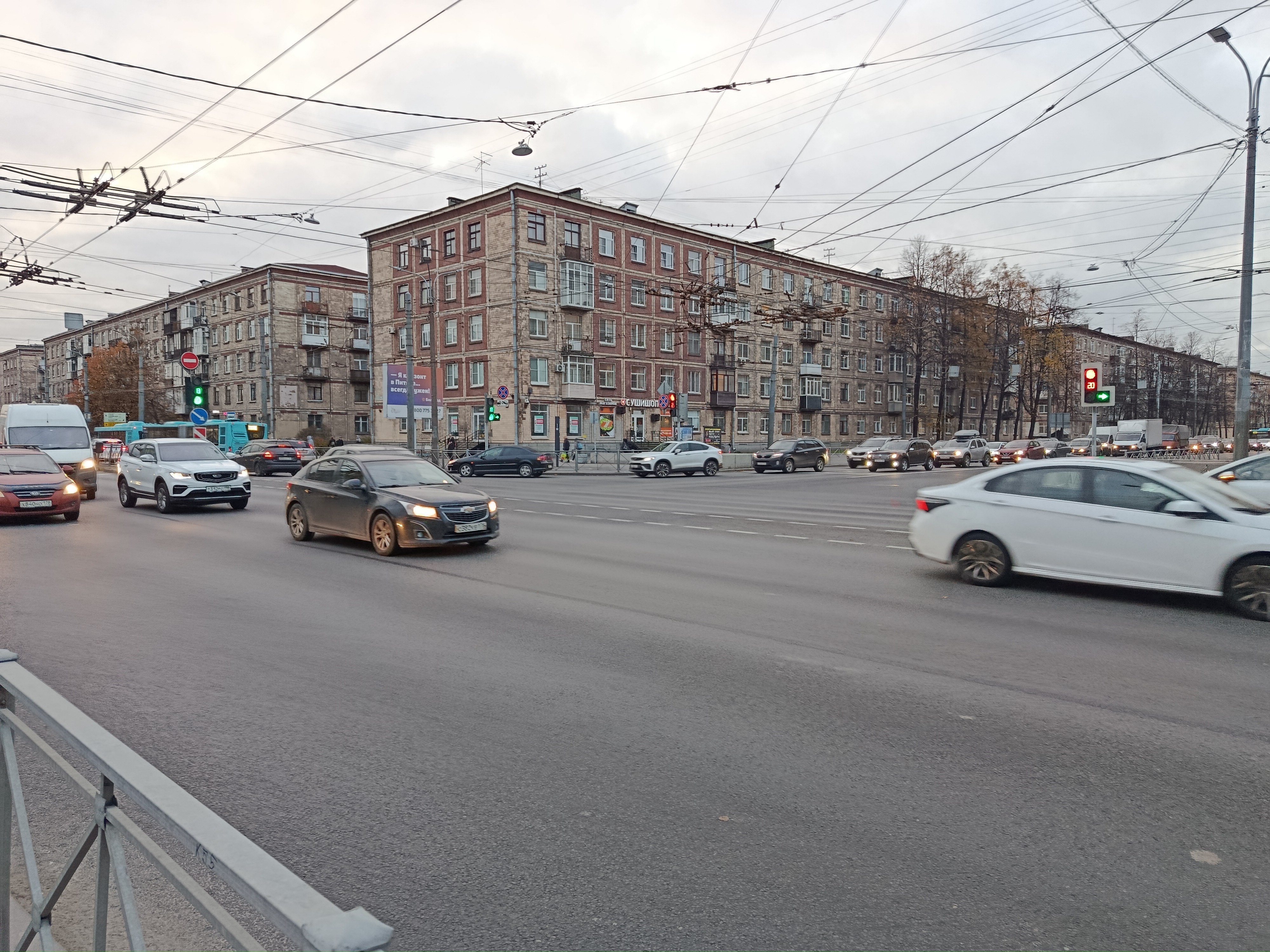 Ивановская 21;Седова 75.JPG