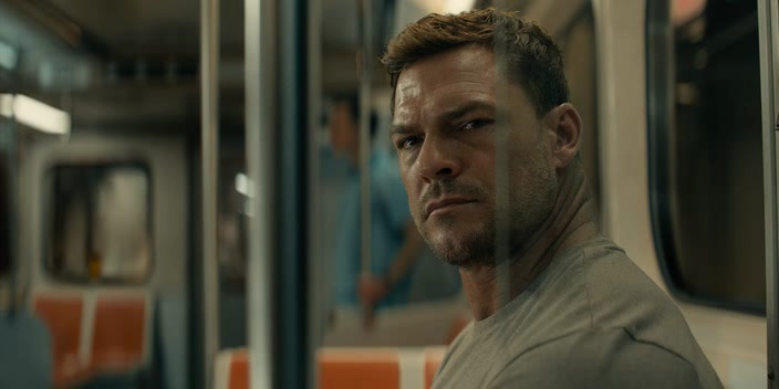 reacher.s04e01.400p.Kerob-0002.jpg
