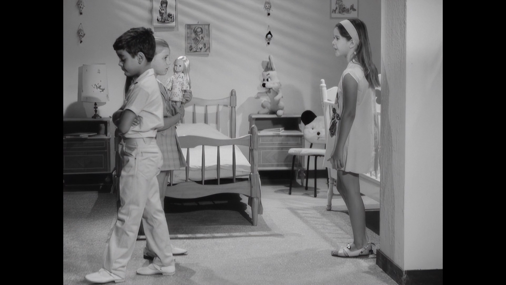 cap_O mikros drapetis (1968).1080p_001035_02.png