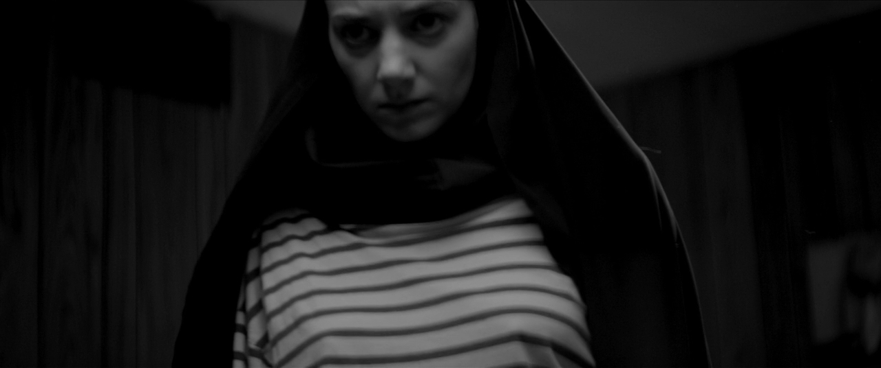 Девушка возвращается одна ночью домой.2014.BDRip 720p msltel.mkv_snapshot_01.21.02.563.jpg
