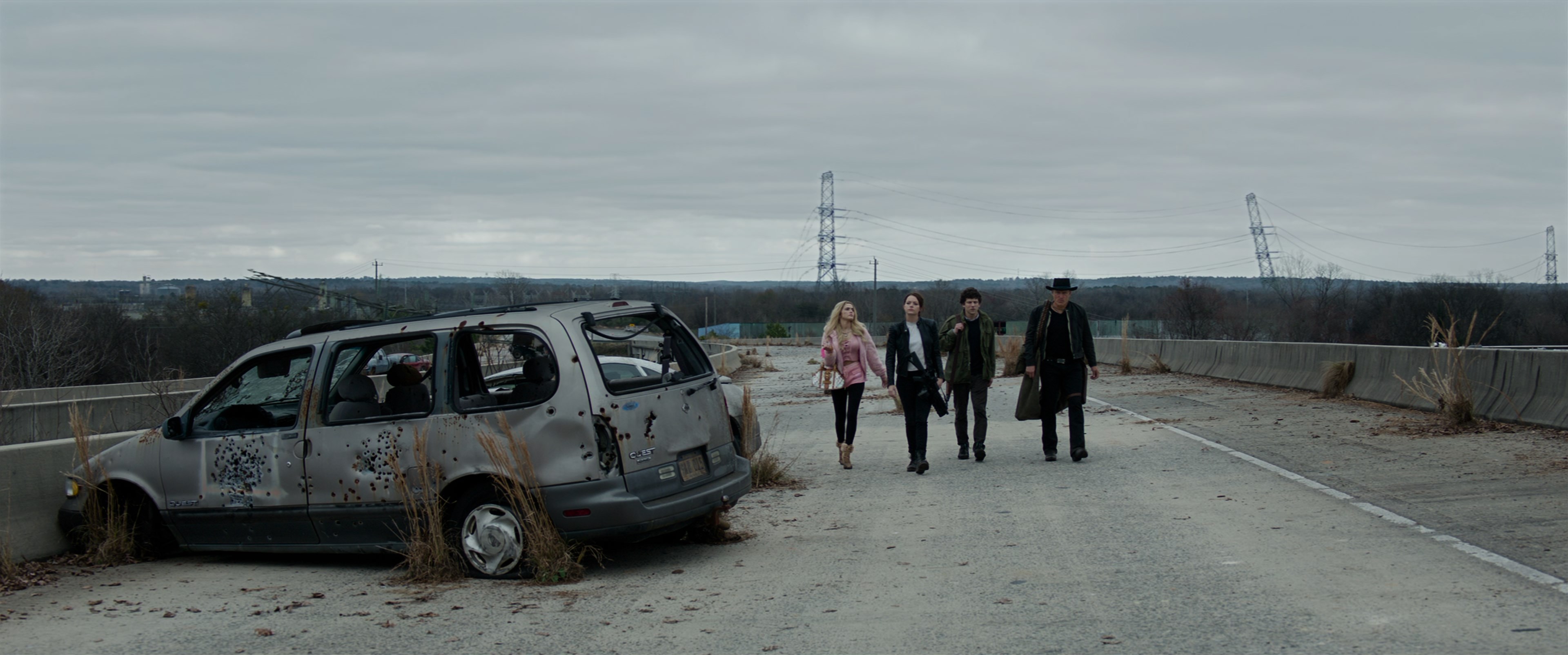 Zombieland Double Tap (2019) UHD BDRip 2160p-NVENC 10 bit [HDR].mkv_snapshot_00.38.52.330.jpg