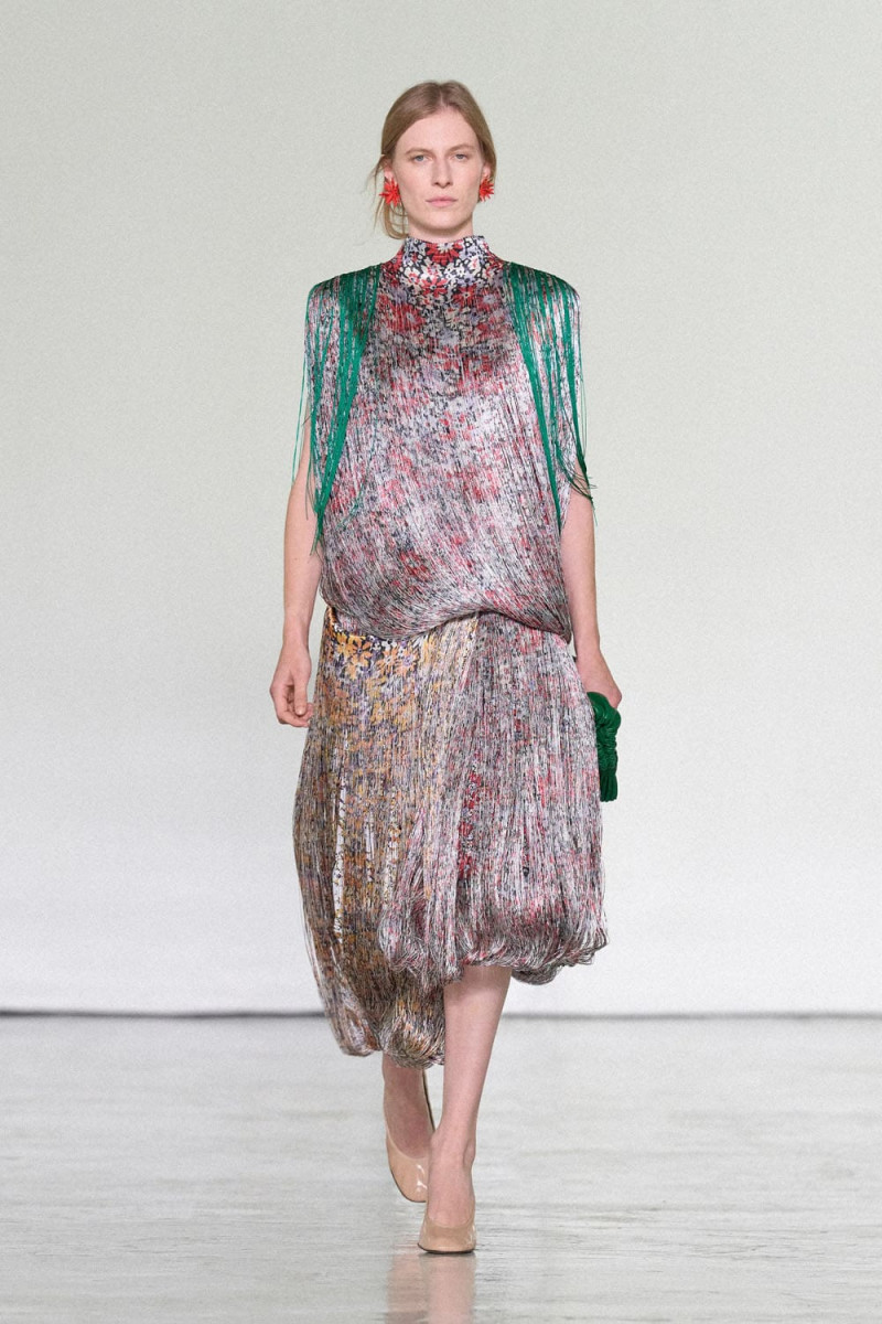 Bottega-Veneta-Spring-Summer-2027-Runway-Magazine-20.jpg