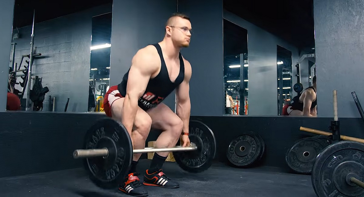  Становая тяга с трэп-грифом производства завода Training-power