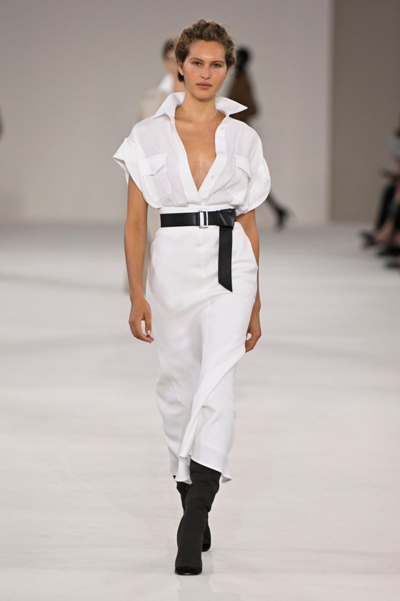 max-mara-spring-27-rtw-r-gg-012.jpg
