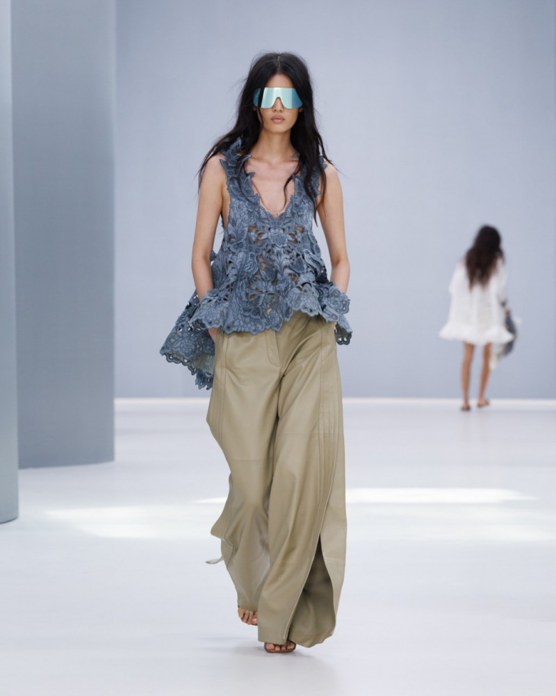 zimmermann-spring-2027-rtw-r-ctsy018.jpg