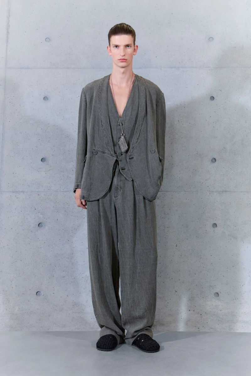 emporio-armani-spring-27-rtw-ctsy-021.jpg
