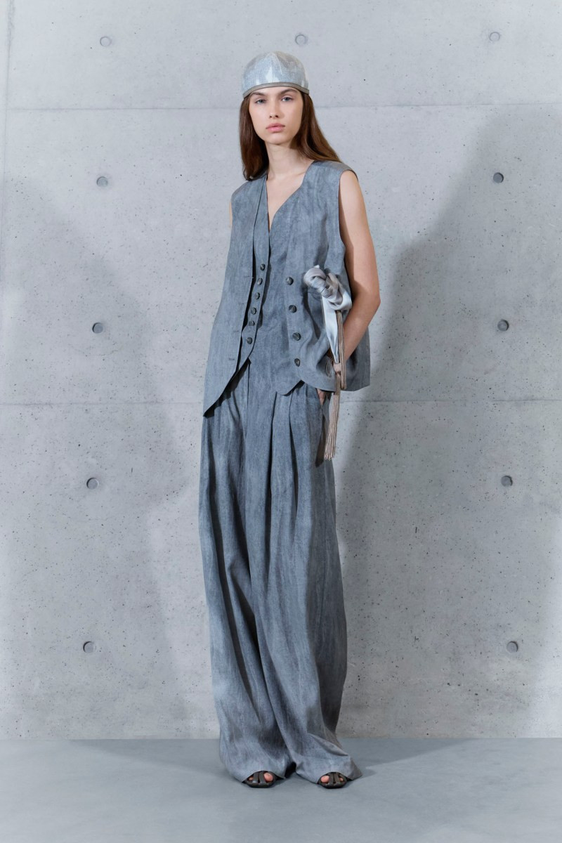 emporio-armani-spring-27-rtw-ctsy-036.jpg