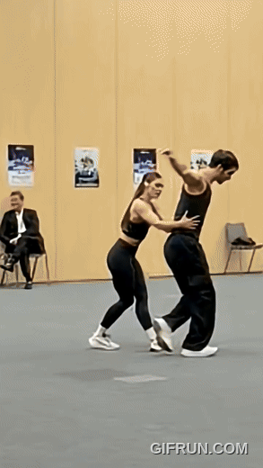 https://i1.imageban.ru/out/2026/10/12/41b2b4590f3f095b443807f085a29737.gif